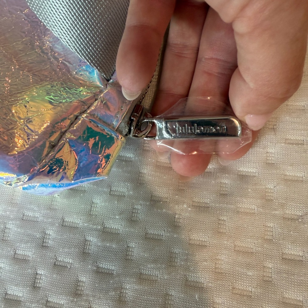 lululemon athletica Iridescent Holographic Crossbody Bag - Silver Strap - Picture 5 of 7